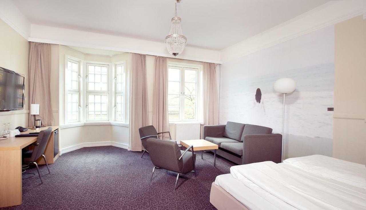 Hotel Savoy